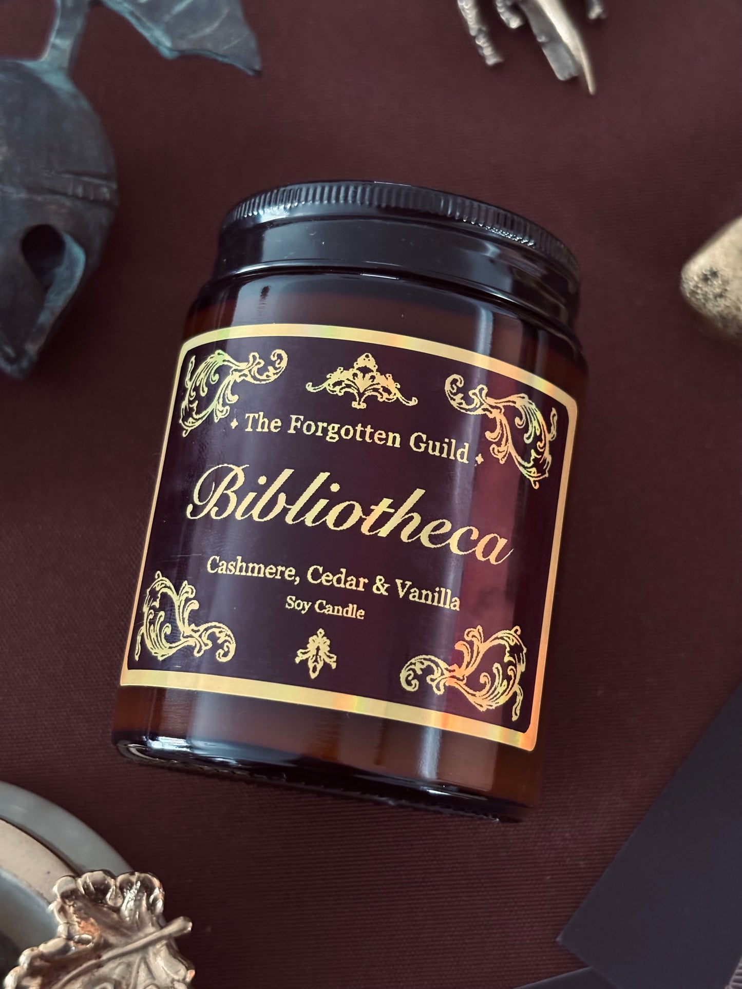 Bibliotheca - Scented Soy Candle, Cashmere and Cedar