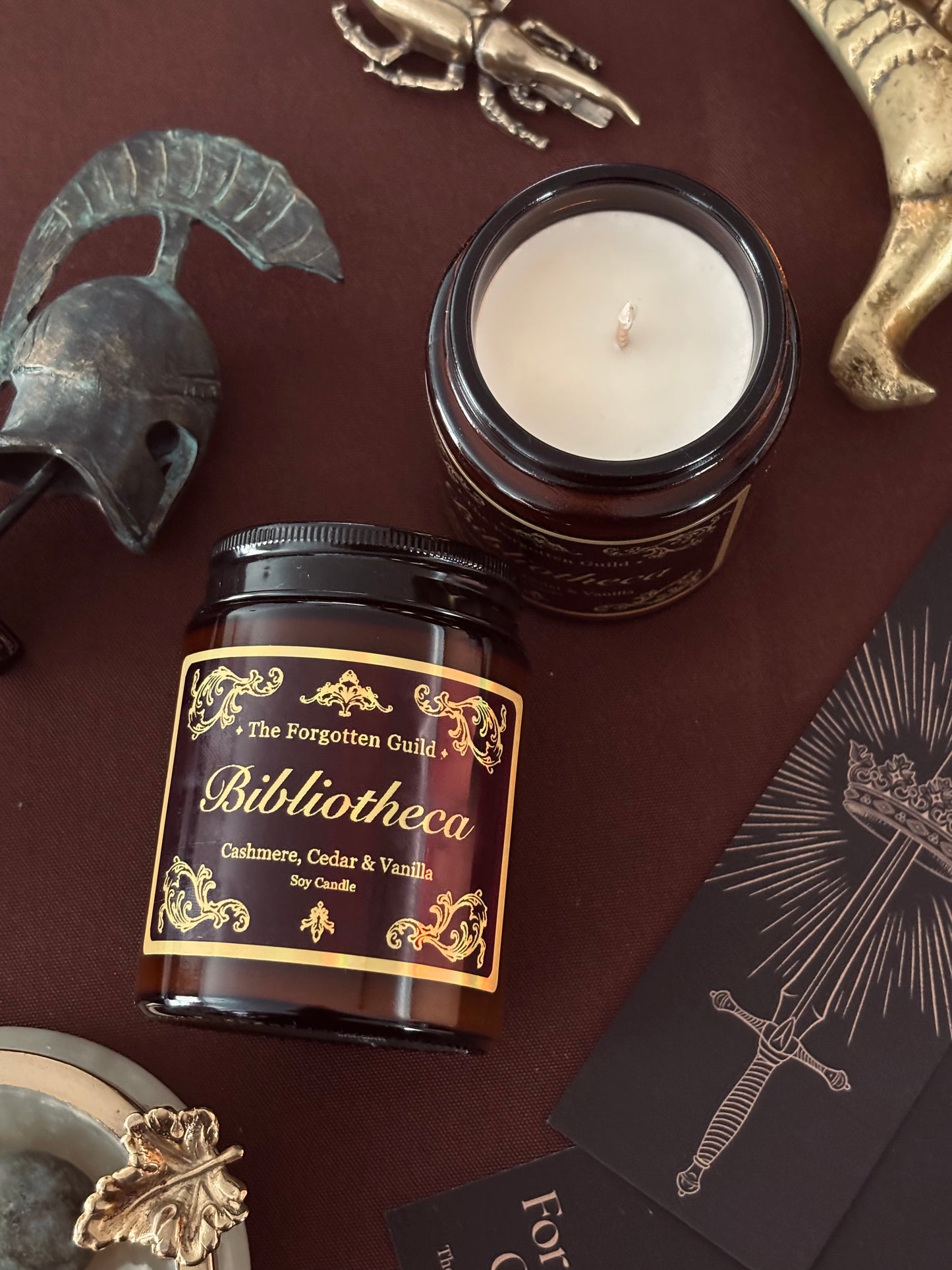 Bibliotheca - Scented Soy Candle, Cashmere and Cedar